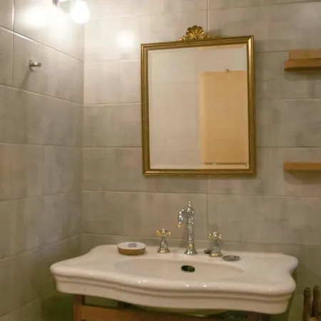 Beautiful Apartment With Balcony In Paris! Paris